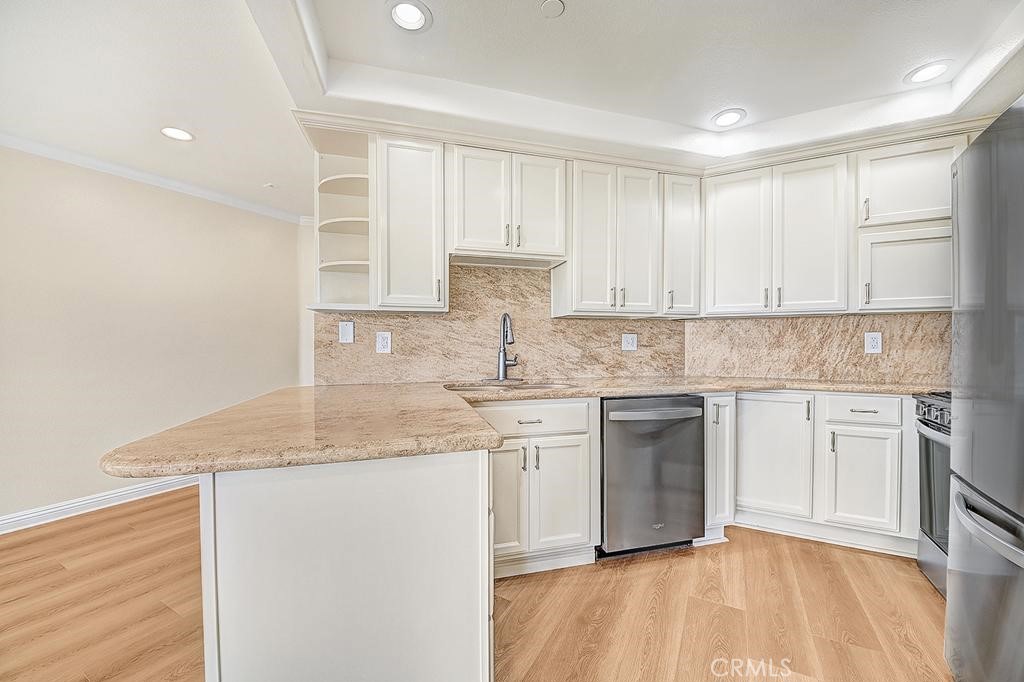 Vista Pacifica (VP) - Residential Lease