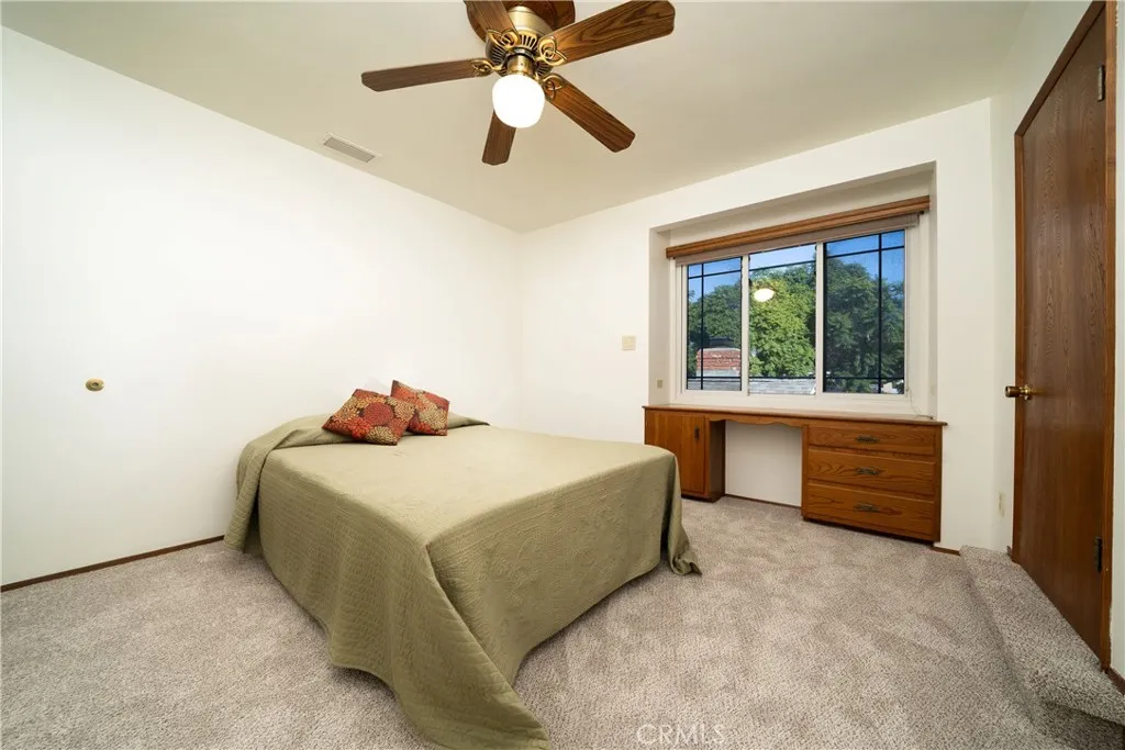 Lakewood, California 90712, United States, 5 Bedrooms Bedrooms, ,4 BathroomsBathrooms,Residential,Active,236630