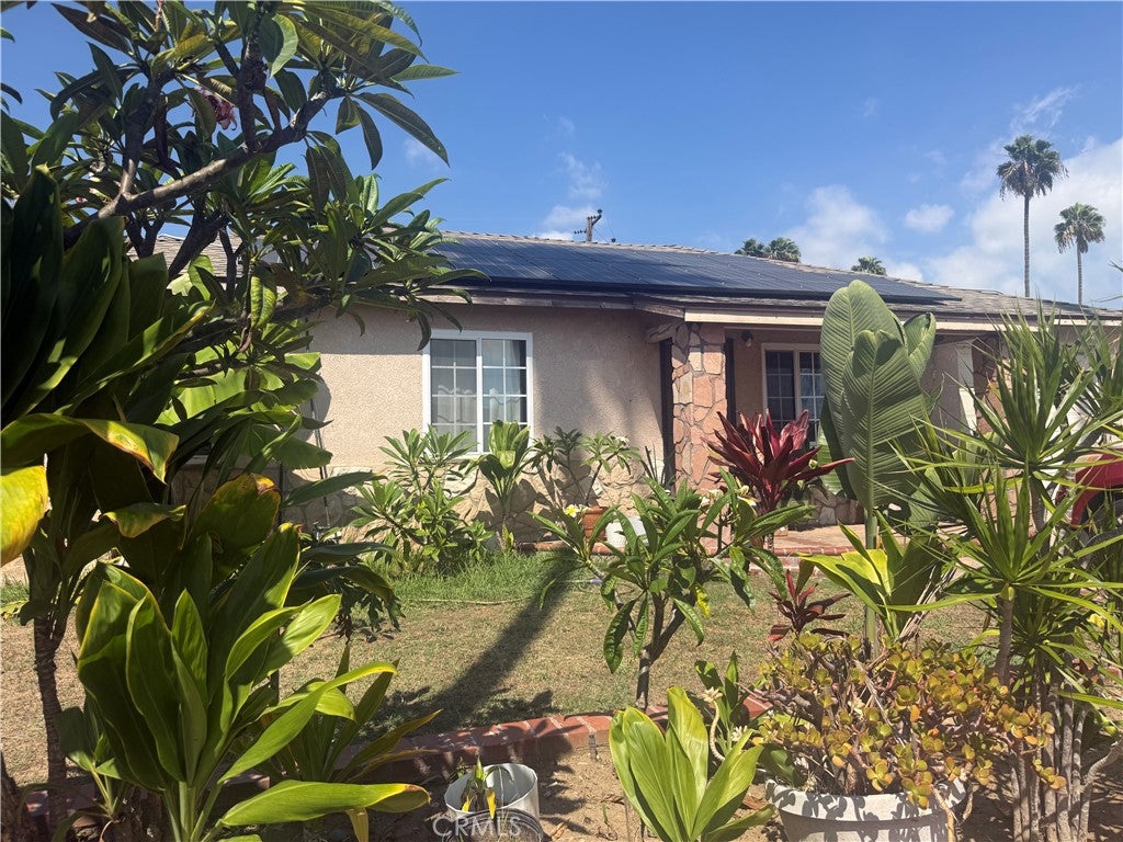 233 E 184th ST, Carson CA 90746