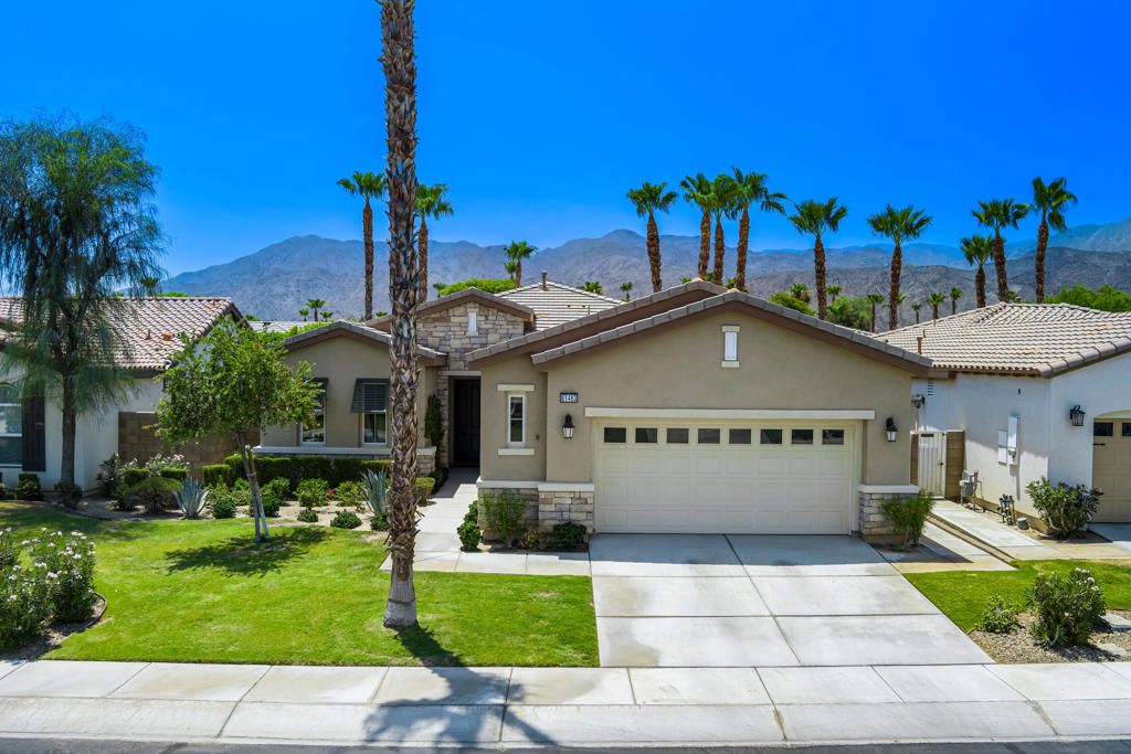 Photo of 81463 Joshua Tree Court, La Quinta, CA 92253 (MLS # 219137346DA)