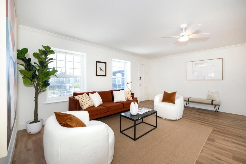 Photo of 1915 Mount Vernon Ct #15, Mountain View, CA 94040 (MLS # ML82043278)