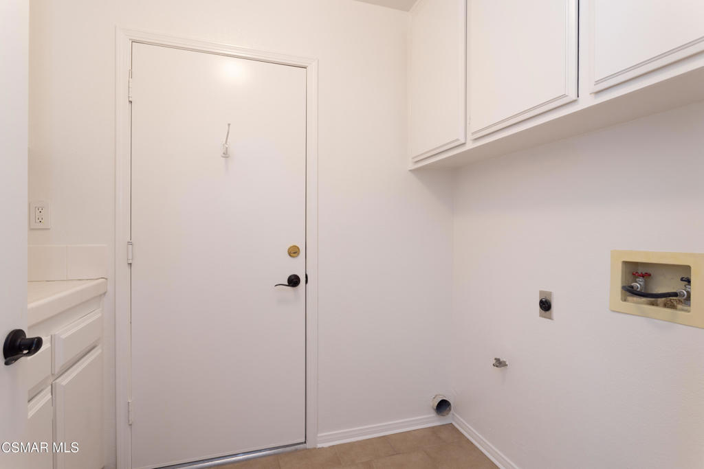 Not Applicable - 1007242 - Residential Lease