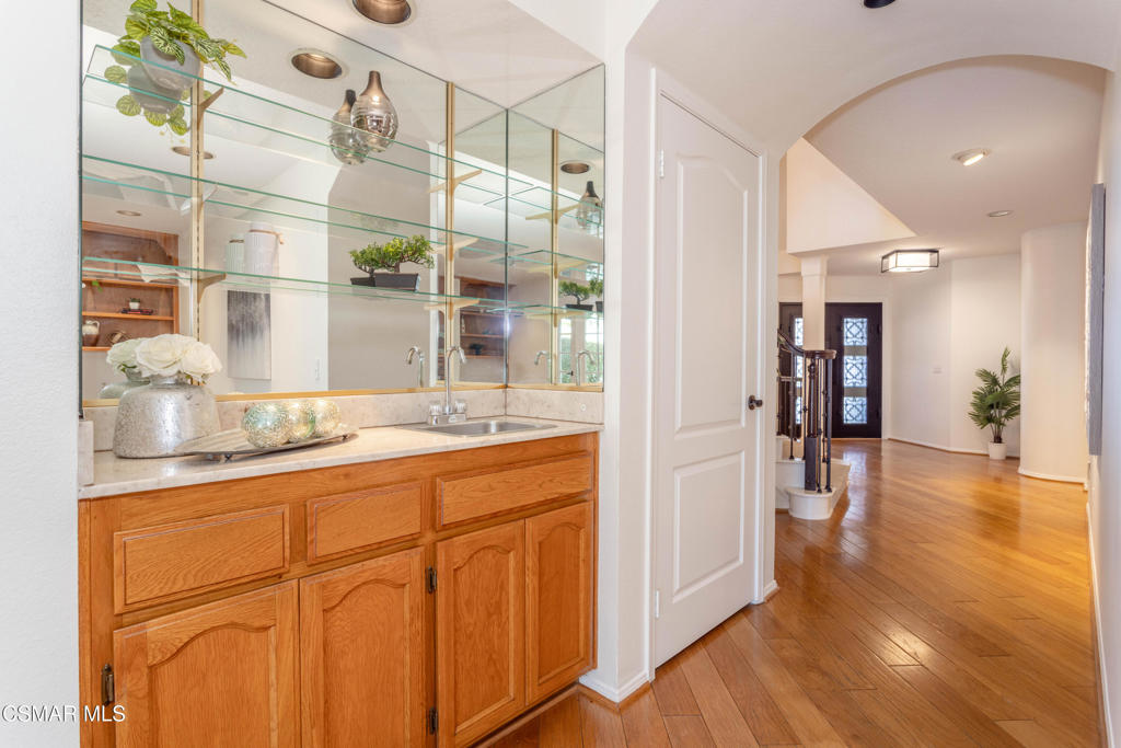 Not Applicable - 1007242 - Residential Lease
