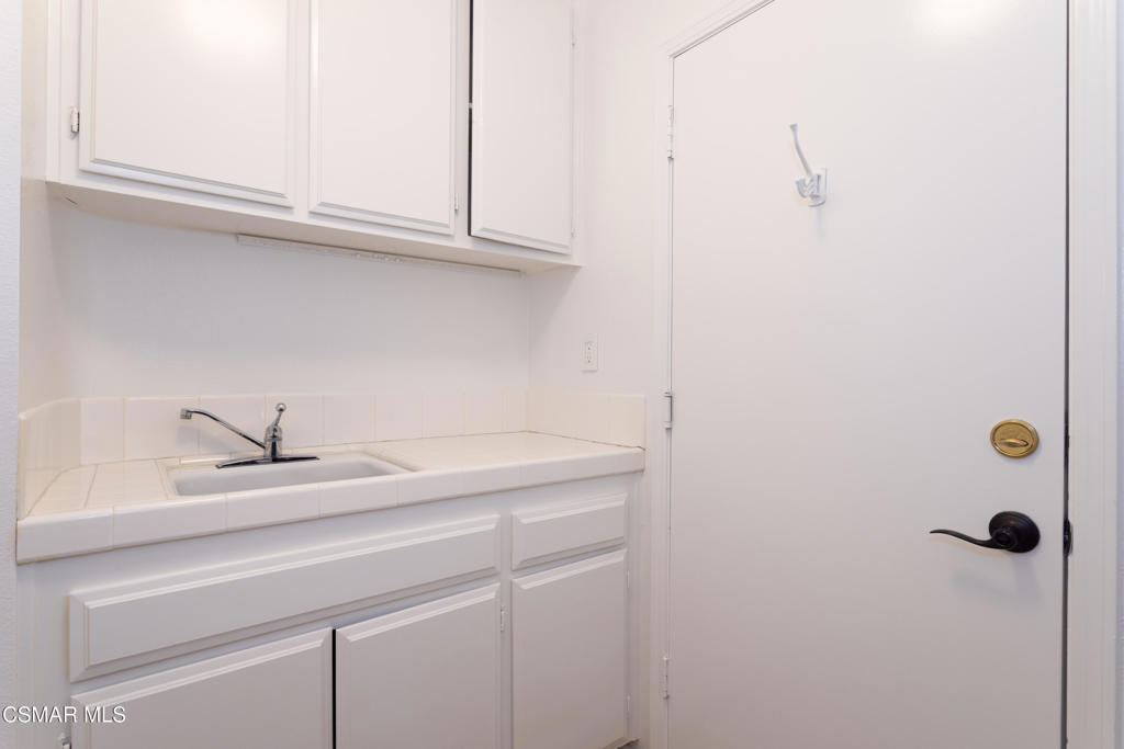 Not Applicable - 1007242 - Residential Lease