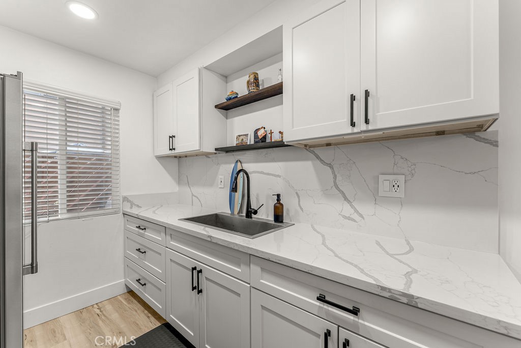 Living here means having everything you need right at your doorstep — coffee, shopping, and dining just steps away — plus quick freeway access for an easy commute.
This beautifully renovated 2BR/2BA condo combines style, comfort, and convenience. Enjoy the bright, open feel of vaulted ceilings, recessed lighting, and a cozy fireplace with a built-in bench and mantel. The sleek, modern kitchen and bathrooms are fully updated, making the home truly move-in ready.
In-unit laundry connections and two assigned parking spaces add everyday ease, while being just steps from the pool area means you can relax and unwind whenever you like. Community amenities include a newly renovated pool and hot tub, clubhouse, and playground.
Whether you’re looking for a stylish home or a prime location, this condo delivers both. Don’t miss your chance to own in this desirable Montebello community — schedule a showing today!***Condo qualifies for $15,000 GRANT program, 3% down payment and no PMI! ***