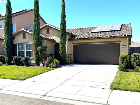 Photo of 1721 Stephanie St ST, Manteca, CA 95337 (MLS # 41143063)
