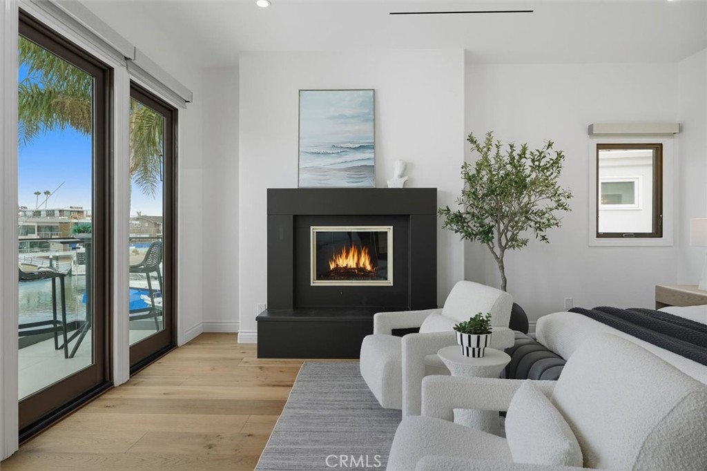 Linda Isle (LIND) - Residential