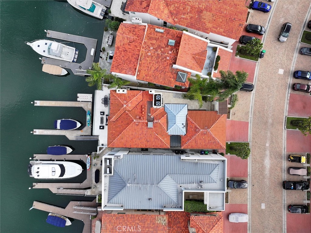 Linda Isle (LIND) - Residential