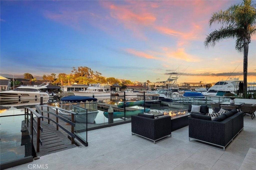 Photo of 3 Linda Isle Isle, Newport Beach, CA 92660 (MLS # NP25179986)