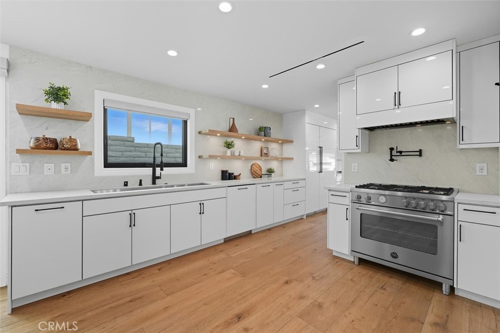 Linda Isle (LIND) - Residential