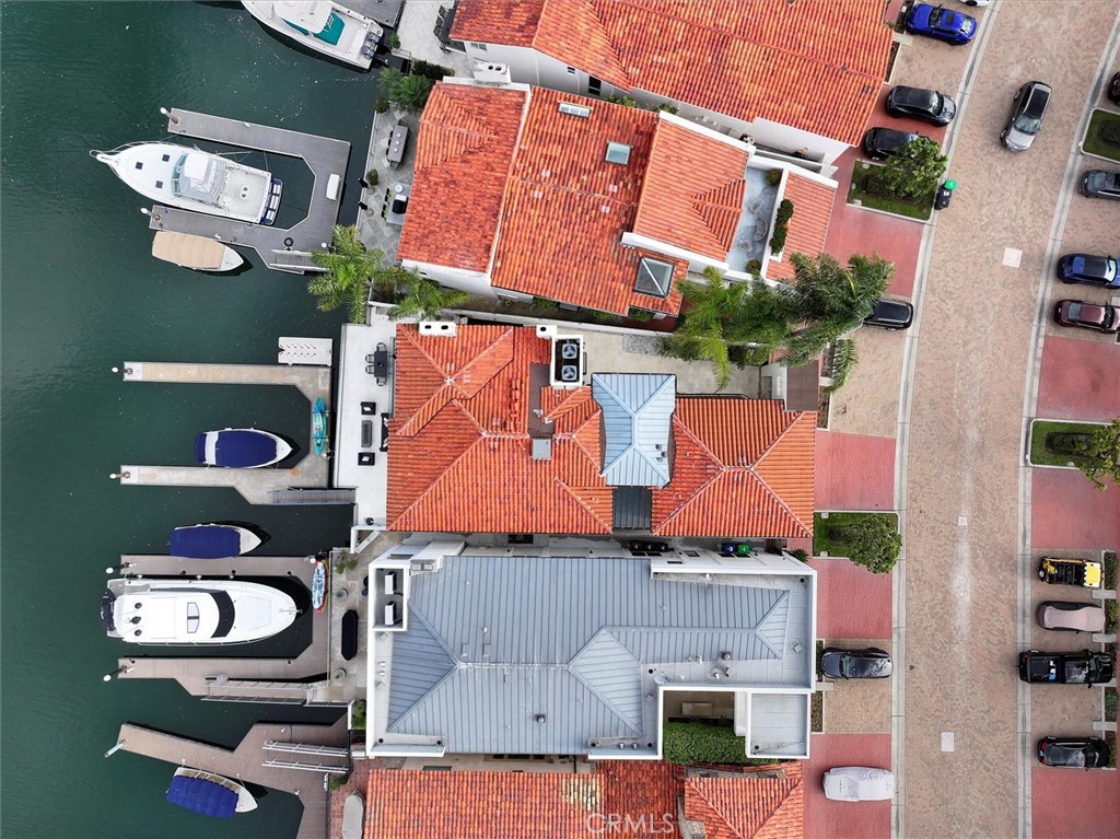 Linda Isle (LIND) - Residential