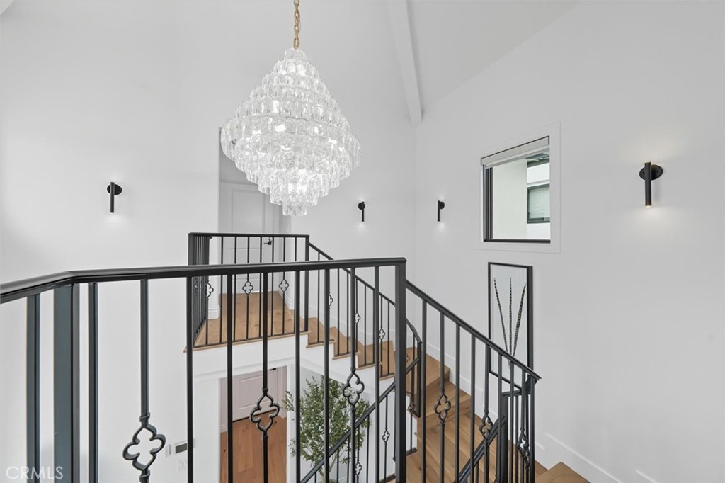 Linda Isle (LIND) - Residential