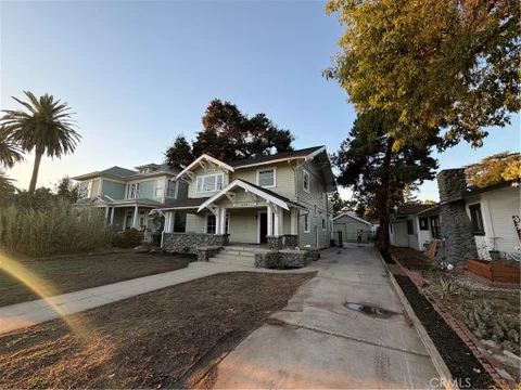 409 E Columbia Ave, Pomona, CA 91767 - MLS#: IV26071379