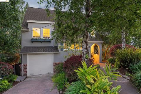 Photo of 306 Wildwood Ave AVE, Piedmont, CA 94611 (MLS # 41134051)