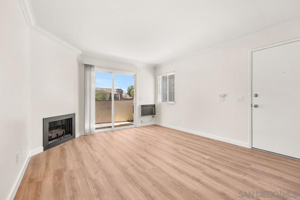 224 Woodland Pkwy 260