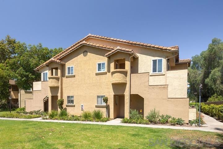 224 Woodland Pkwy PKWY