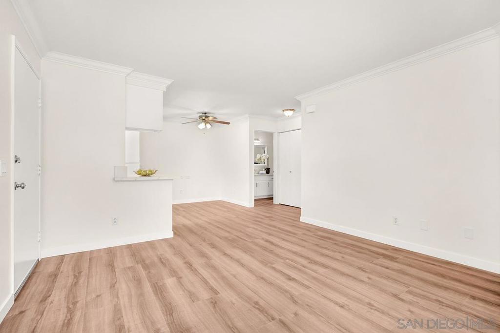 224 Woodland Pkwy 260