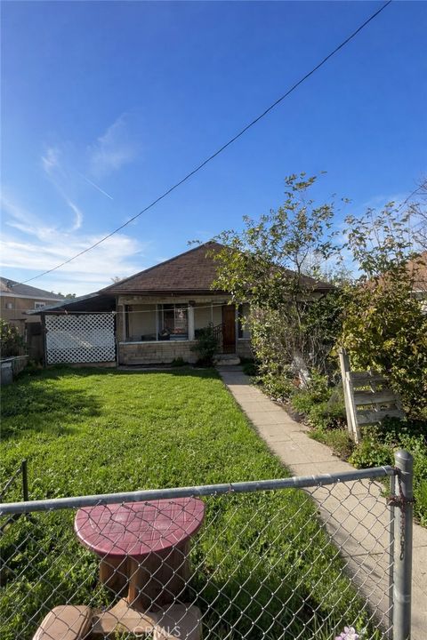Photo of 2443 Wilshire St, Riverside, CA 92501 (MLS # CV26053739)