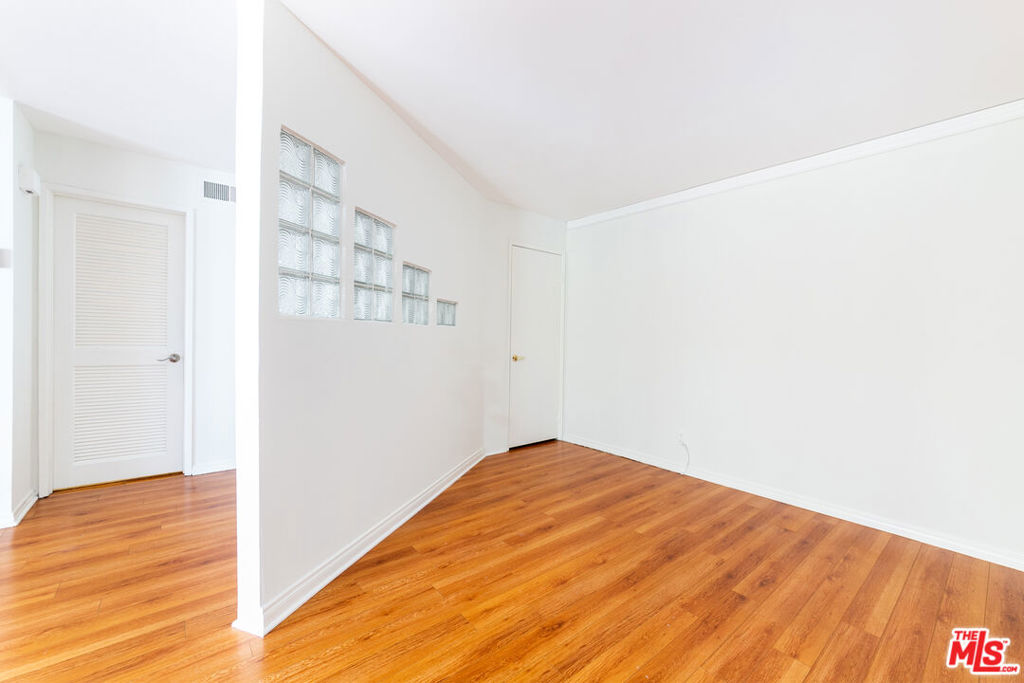 10747 WILSHIRE Boulevard 1105