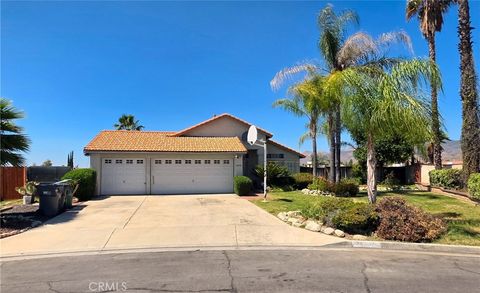 Photo of 44194 Meadow Grove St, Hemet, CA 92544 (MLS # SW26075079)