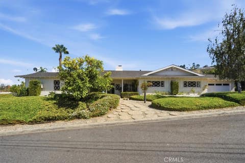 Photo of 41 Hitching Post DR, Palos Verdes Peninsula, CA 90274 (MLS # PV26151871)