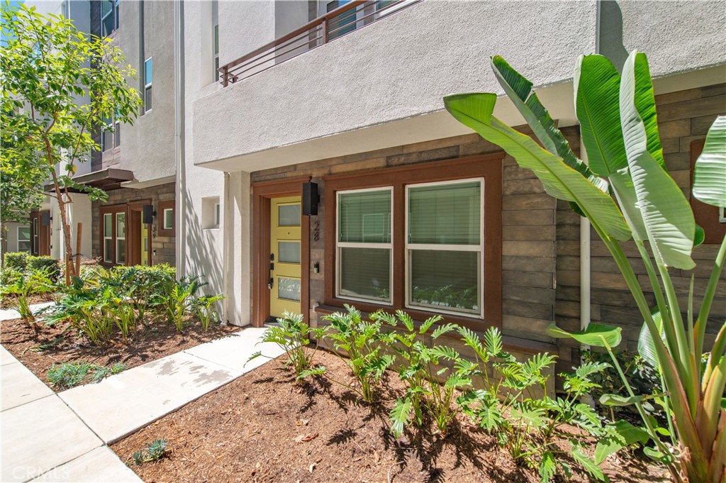 921 E Mason Lane 28
