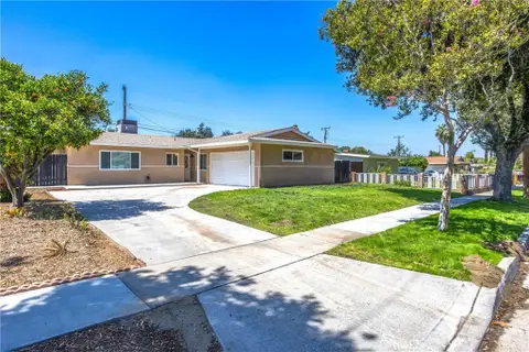634 E Pioneer Ave, Redlands, CA 92374 - MLS#: IG26137752