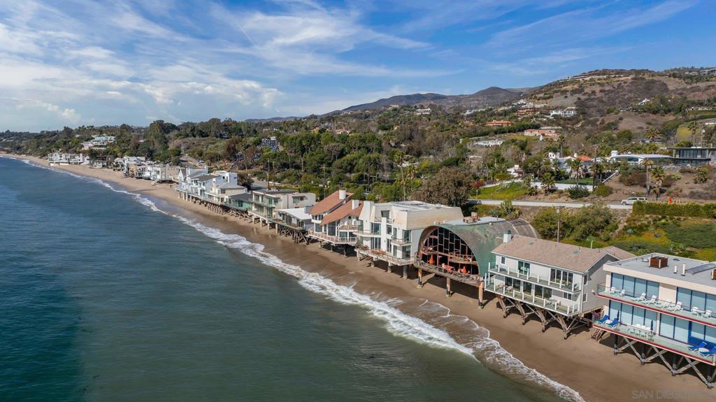 27086 Malibu Cove Colony Dr