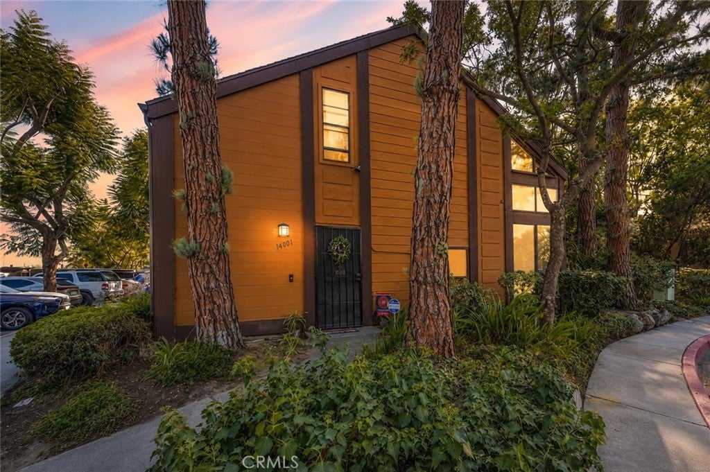 14001 Bayside Drive
