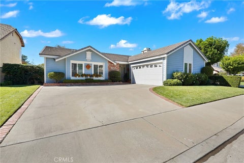 Photo of 25839 Vaquero Court, Valencia, CA 91355 (MLS # SR26215041)