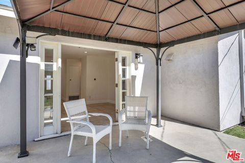 Tiny photo for 6421 Franrivers Avenue, West Hills, CA 91307 (MLS # 26841027)