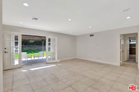 Tiny photo for 6421 Franrivers Avenue, West Hills, CA 91307 (MLS # 26841027)