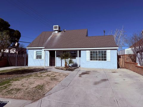 Photo of 835 W Avenue J1, Lancaster, CA 93534 (MLS # V1-34080)