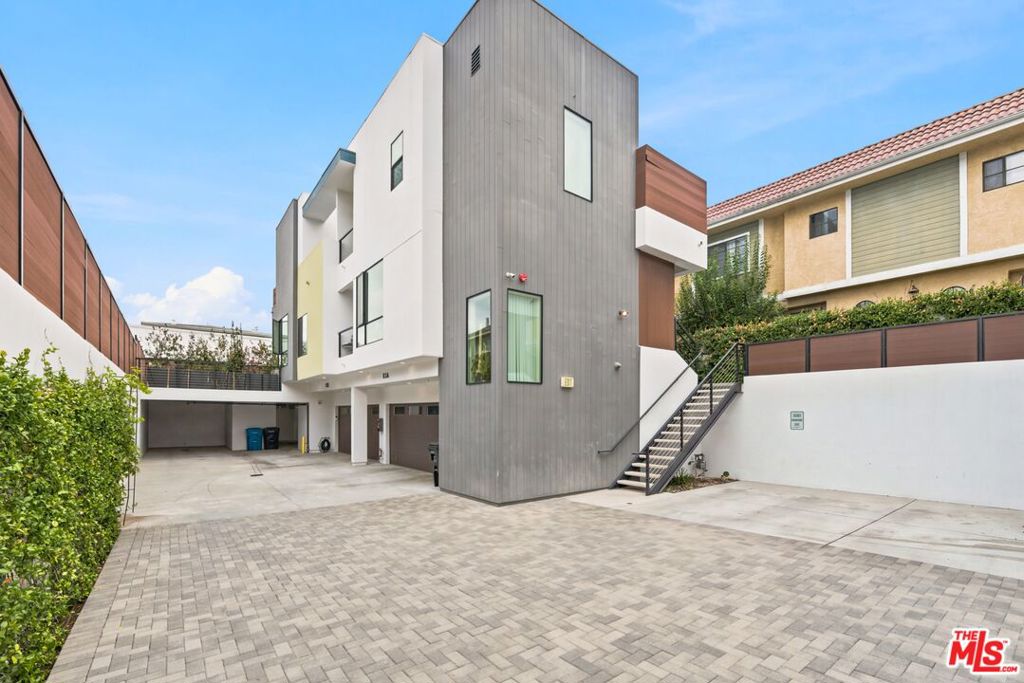 81 Palmetto Drive