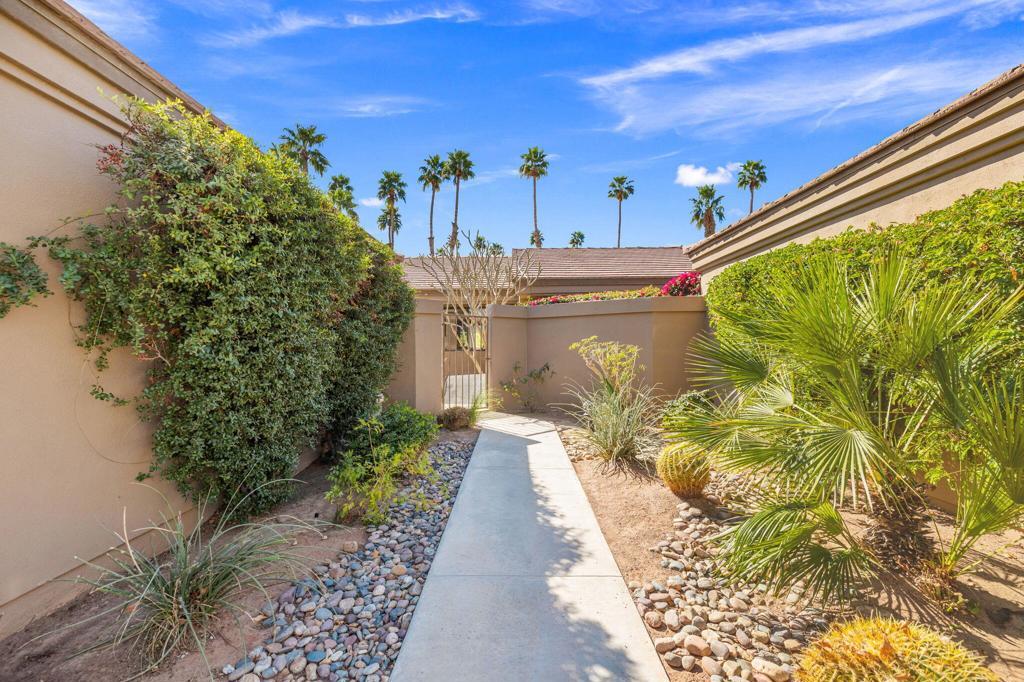 76251 Poppy Lane
