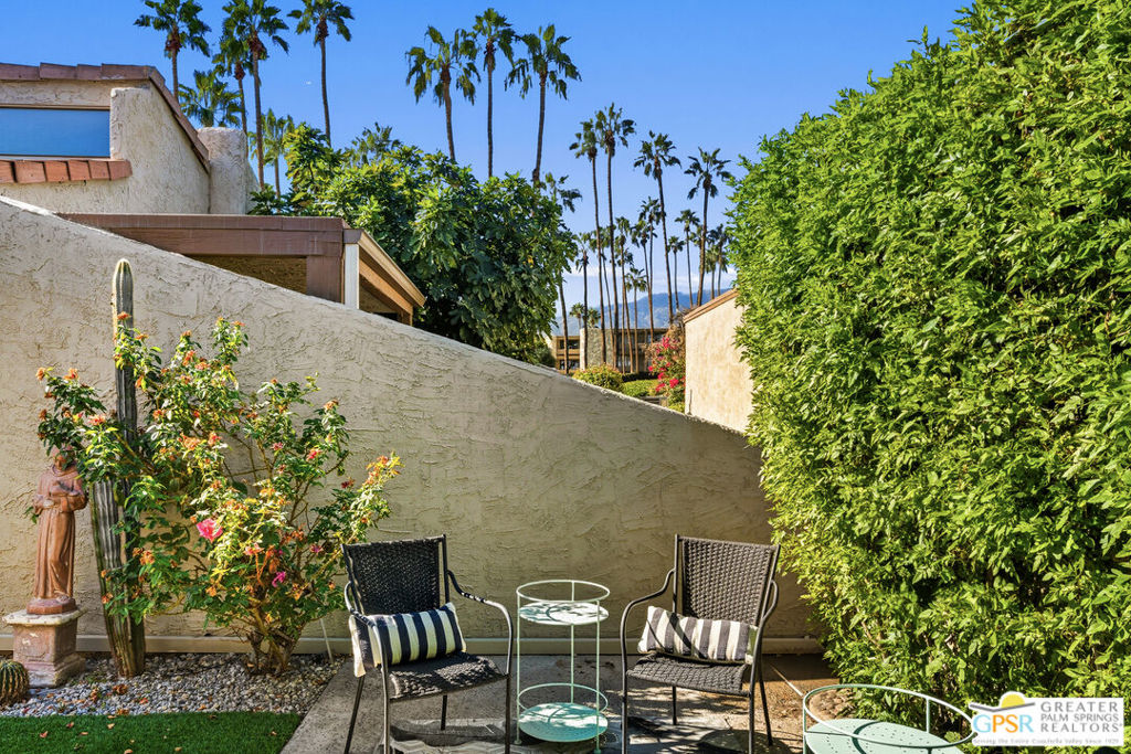 Saddlerock Estate - Residential