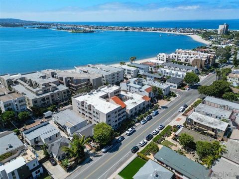 Photo of 1225 Pacific Beach Drive Dr #2E, San Diego, CA 92109 (MLS # 260008651SD)