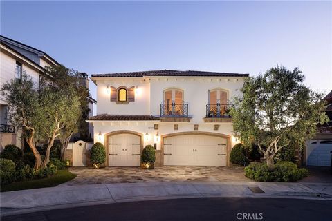 16111 Santa Barbara Lane Huntington Beach CA 92649