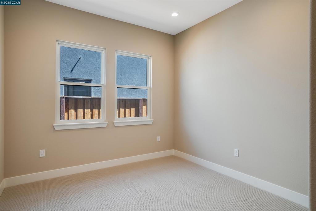 REGENCY - Residential