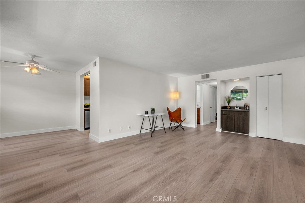 4610 Park Granada #4