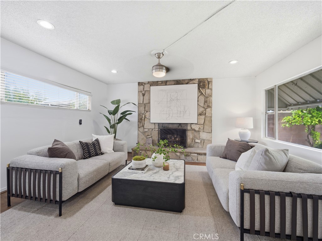 13520 S Wilkie