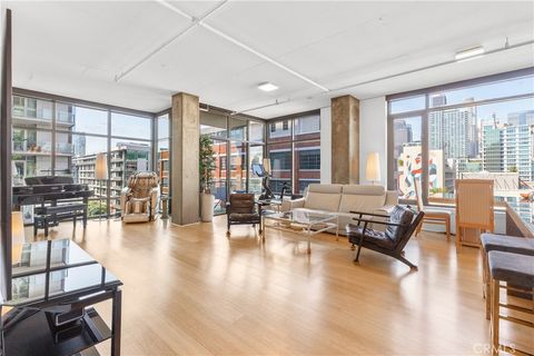 1111 S Grand 609 Los Angeles CA 90015