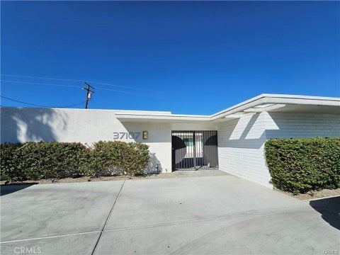 Photo of 37107 Bankside Dr, Cathedral City, CA 92234 (MLS # IV26232146)