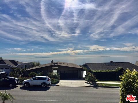 Photo of 18235 Wakecrest Drive, Malibu, CA 90265 (MLS # 26663223)