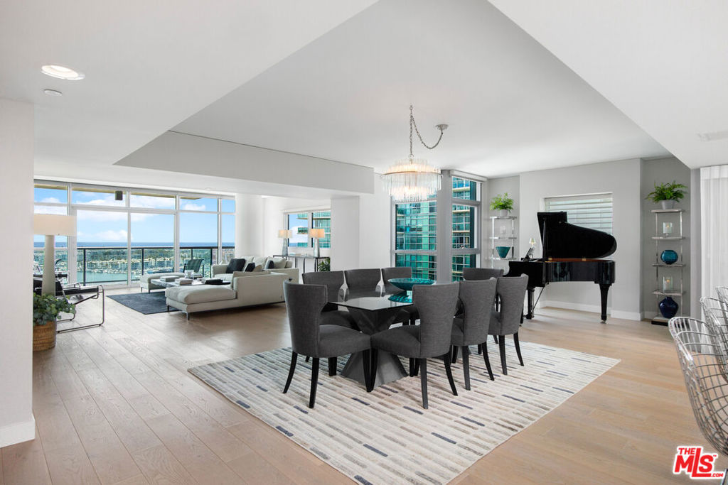 13650 MARINA POINTE Drive 1602