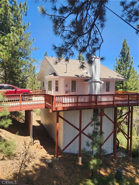 530 Villa Grove Avenue Big Bear City CA 92314