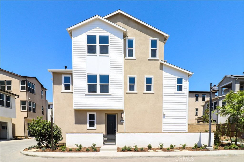 Spacious 4-bedroom, 3.5-bathroom home for lease in the desirable Orion 3 community at Great Park, Irvine.
This beautifully upgraded 3-story home offers approximately 2,429 sq ft of living space. The first floor features a modern kitchen with quartz countertops, stainless steel appliances, and a large center island, opening to bright dining and living areas. The second floor includes a spacious primary suite with a walk-in closet and spa-like bathroom, along with two secondary bedrooms and a shared bath. The third floor provides a private bedroom, full bathroom, a flexible loft—perfect for home office, playroom, or guest space—and access to a large covered deck.
Additional features include an attached 2-car garage, smart home technology, energy-efficient solar system (paid off), and washer/dryer. Residents enjoy access to Great Park’s resort-style amenities including pools, parks, sports courts, and playgrounds. Zoned for award-winning Irvine Unified schools: Beacon Park K-8 and Portola High School.