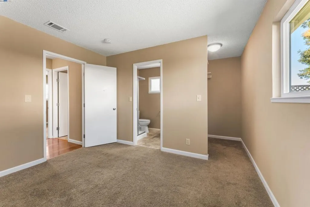 Livermore, California 94551, United States, 3 Bedrooms Bedrooms, ,2 BathroomsBathrooms,Residential,Active,103647