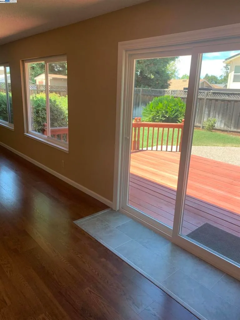 Livermore, California 94551, United States, 3 Bedrooms Bedrooms, ,2 BathroomsBathrooms,Residential,Active,103647