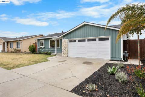 Photo of 39525 Eric St ST, Fremont, CA 94538 (MLS # 41140977)